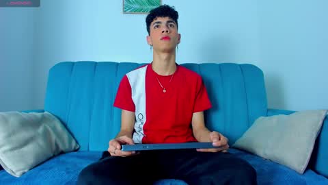 Snapshot of neoraptis chatting on 27, 2, 2025 NeoRaptis jhonatan online show from 27, 2, 2025