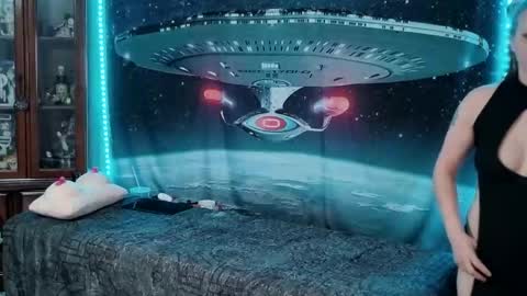 The Silk Glove Mistress online show from 15, 3, 2026