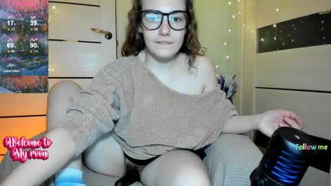 Snapshot of nerdy_goddess chatting on 20, 12, 2024 Aida online show from 20, 12, 2024