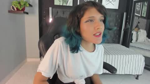 nerida_ online show from 24, 10, 2025