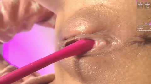 Snapshot of ness_wi chatting on 15, 12, 2024 online show from 15, 12, 2024