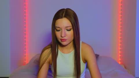 Snapshot of nessarosse chatting on 19, 1, 2025 Nessa online show from 19, 1, 2025