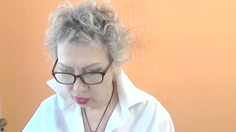 NessyJenixs online show from 15, 3, 2026