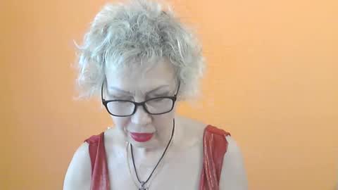 NessyJenixs online show from 9, 6, 2026