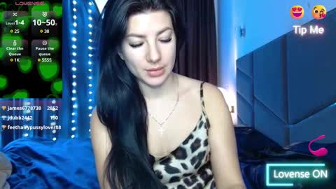 Snapshot of nessystar chatting on 11, 2, 2025 Nessy online show from 11, 2, 2025