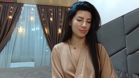 Snapshot of nessystar chatting on 4, 12, 2025 Nessy online show from 4, 12, 2025