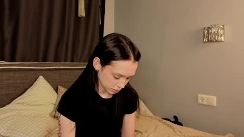 Naomi online show from 23, 4, 2026