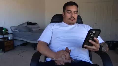 Snapshot of never___satisfied chatting on 9, 2, 2026 never___satisfied online show from 9, 2, 2026