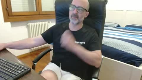 simi online show from 26, 4, 2026