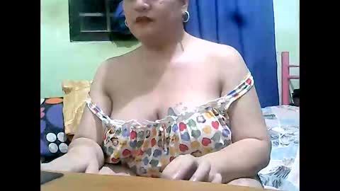 Snapshot of new_taboo_fetishqueen chatting on 2, 6, 2026 mariapaula online show from 2, 6, 2026