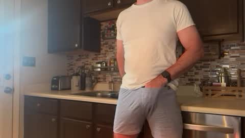 newguy_097 online show from 22, 3, 2026