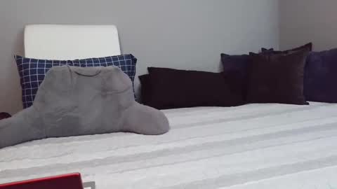 Snapshot of newtothis7756 chatting on 28, 9, 2025 newtothis7756 online show from 28, 9, 2025