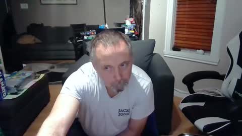 NewWorld online show from 5, 1, 2025