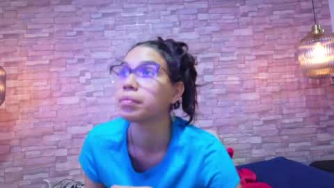 nextdoor_fantasy online show from 28, 4, 2026