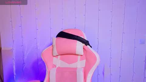 Snapshot of nexxxusme chatting on 13, 2, 2026 nexxxusme online show from 13, 2, 2026