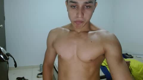 Snapshot of ney_quiroz chatting on 25, 10, 2025 ney hotman online show from 25, 10, 2025