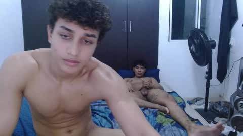 Snapshot of ney_quiroz chatting on 4, 2, 2026 ney hotman online show from 4, 2, 2026