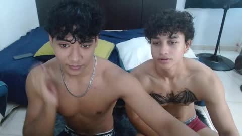 Snapshot of ney_quiroz chatting on 5, 3, 2026 ney hotman online show from 5, 3, 2026