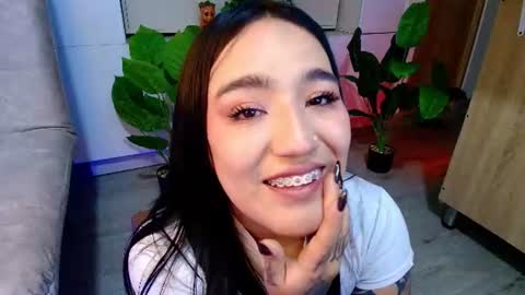 Valery Gonzales online show from 29, 7, 2026