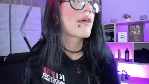 nezukoo_1 online show from 27, 7, 2026