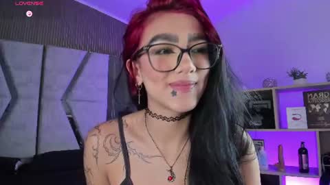 nezukoo_1 online show from 28, 7, 2026