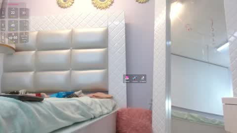 nezzukoo online show from 25, 4, 2026