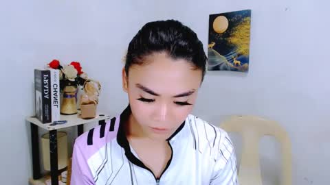 hottie nicole online show from 21, 4, 2026