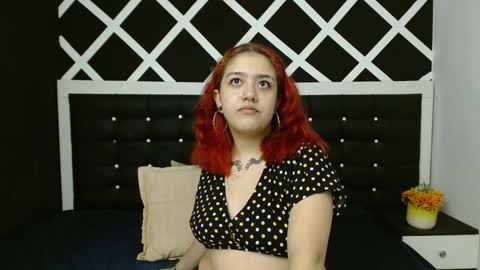 Snapshot of nia_stark chatting on 31, 12, 2024 Estefani online show from 31, 12, 2024