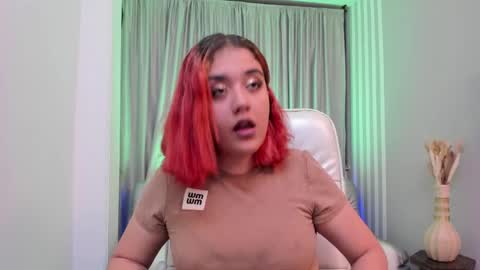 Snapshot of nia_stark chatting on 25, 2, 2025 Estefani online show from 25, 2, 2025