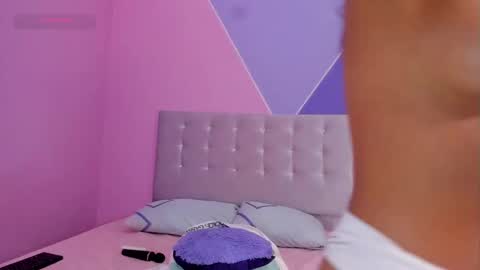 N I A online show from 15, 2, 2025