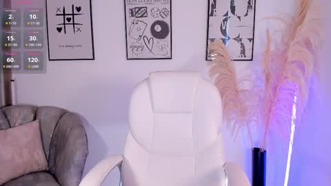 Nia online show from 6, 10, 2025