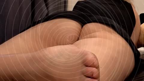 Kim online show from 25, 2, 2026