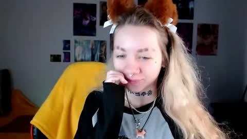 nica_kawaii online show from 27, 4, 2026