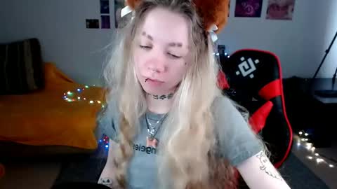 nica_kawaii online show from 28, 4, 2026