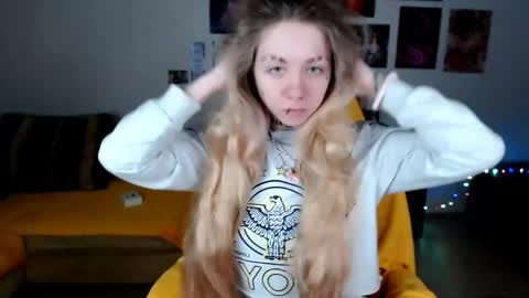 nica_kawaii online show from 4, 5, 2026