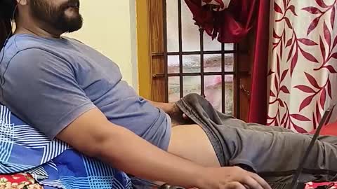 Snapshot of nice_guy_4u_ chatting on 28, 10, 2025 Robin online show from 28, 10, 2025