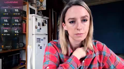 Snapshot of nicekat chatting on 10, 10, 2025 Kathrine online show from 10, 10, 2025