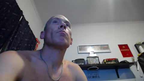 niceonebrov online show from 25, 4, 2026