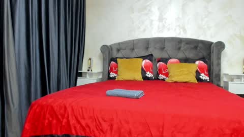 Sophie online show from 4, 12, 2024