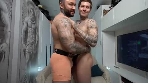 nick_howlenxx online show from 13, 6, 2026