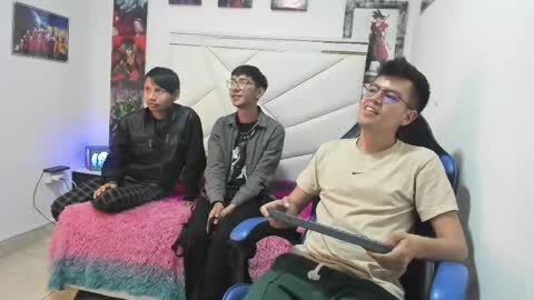 Snapshot of nick_vers chatting on 8, 11, 2025 nick_vers online show from 8, 11, 2025