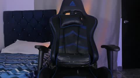 nick_zackk online show from 23, 2, 2025