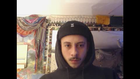 Snapshot of nickandmaryane chatting on 14, 12, 2025 nickandmaryane online show from 14, 12, 2025