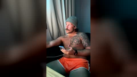 Cakedcouple  OF - Yourtattedcutie  qurlynfit online show from 26, 4, 2026