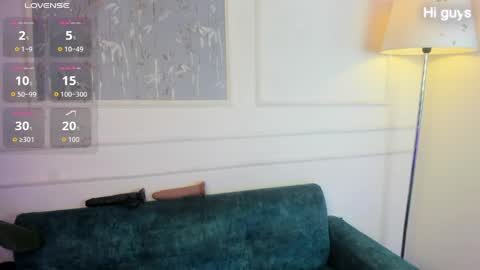 nicki_ripperton online show from 22, 4, 2026