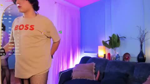 nicki_ripperton online show from 26, 4, 2026