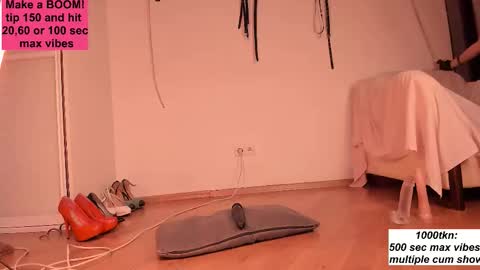 Karolina online show from 21, 9, 2025