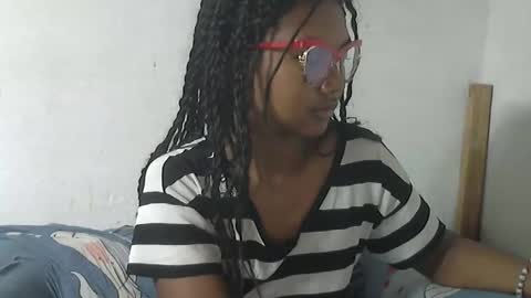 nickiqqyuu online show from 27, 5, 2026