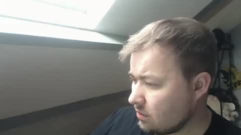 nickoeoeoe online show from 16, 3, 2026