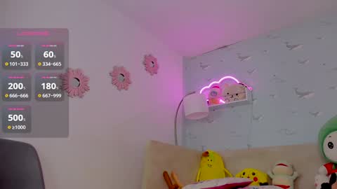 Nicolas online show from 5, 1, 2025